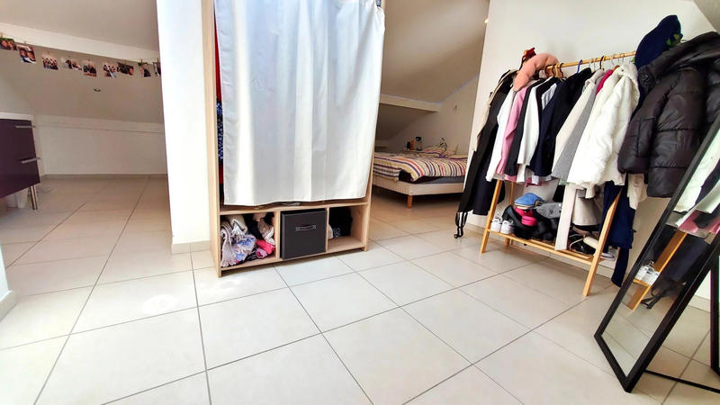 Maison - 181 m² - 5 pièces