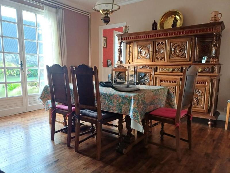 Propriété - 98 m² - 5 pièces