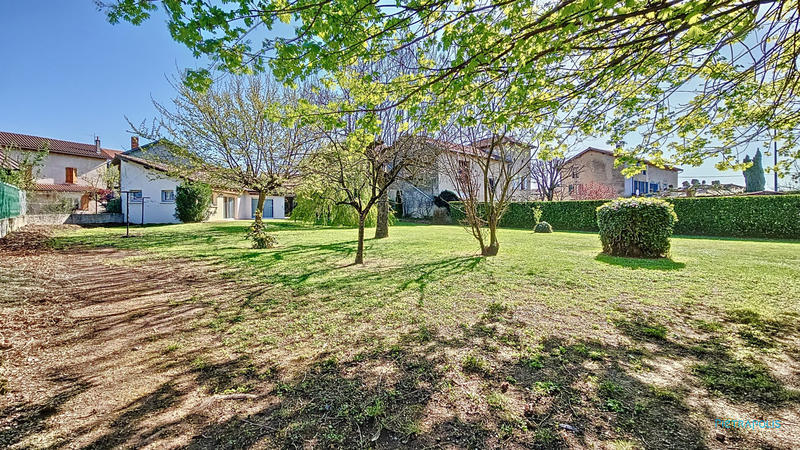 Maison - 177 m² - 6 pièces