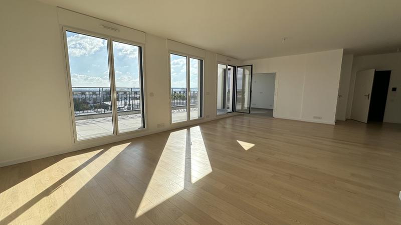 Appartement - 120 m² - 4 pièces