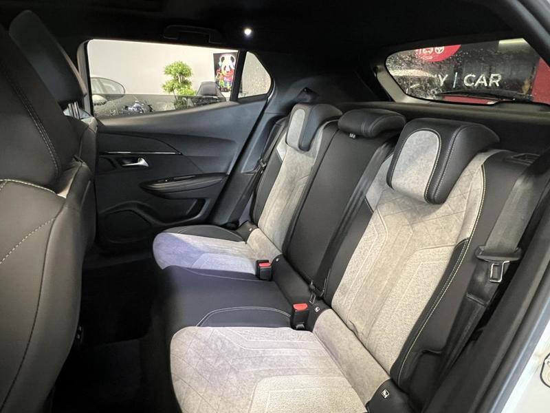 Peugeot 2008 e- 136 II Gt Pack / Garantie 12 Mois