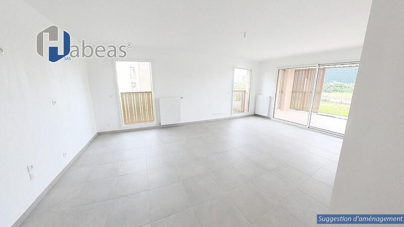 Appartement - 83 m² - 4 pièces