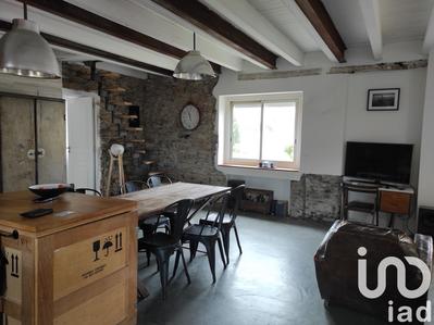 Maison - 150 m² - 7 pièces