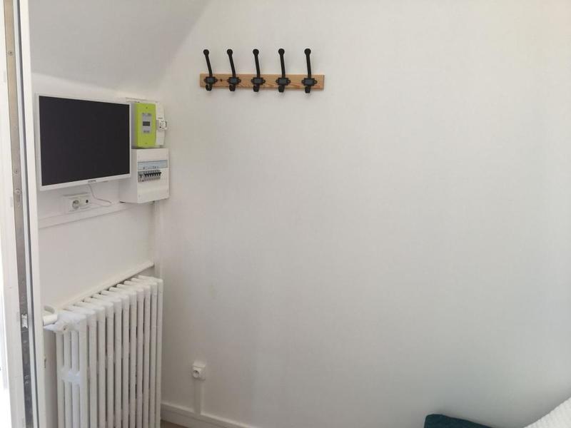 Studio - 9 m² - 1 pièce