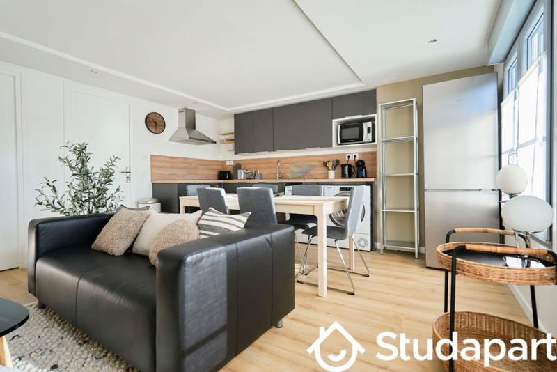 Chambre - 10 m² - 1 pièce