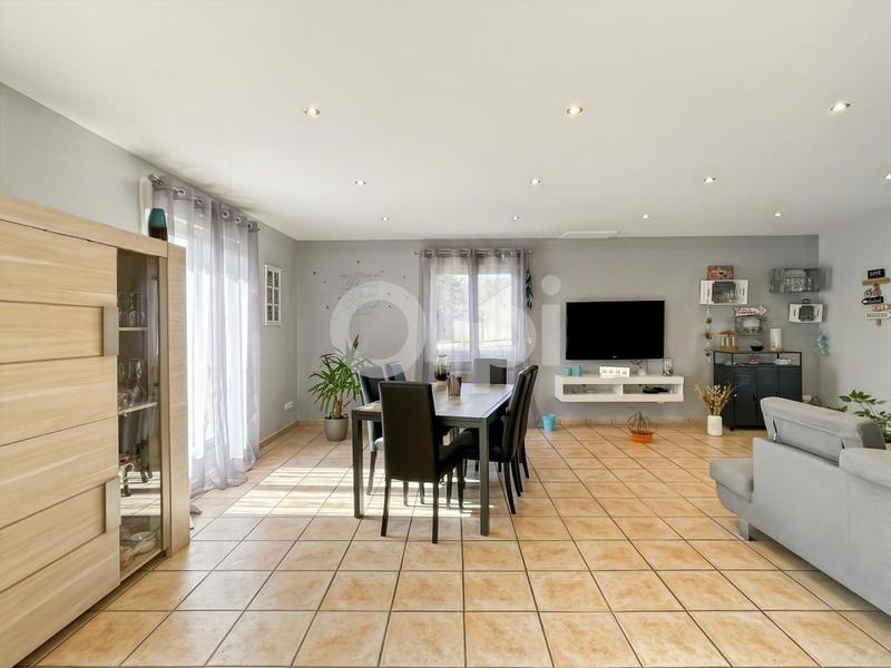 Maison - 152 m² - 7 pièces