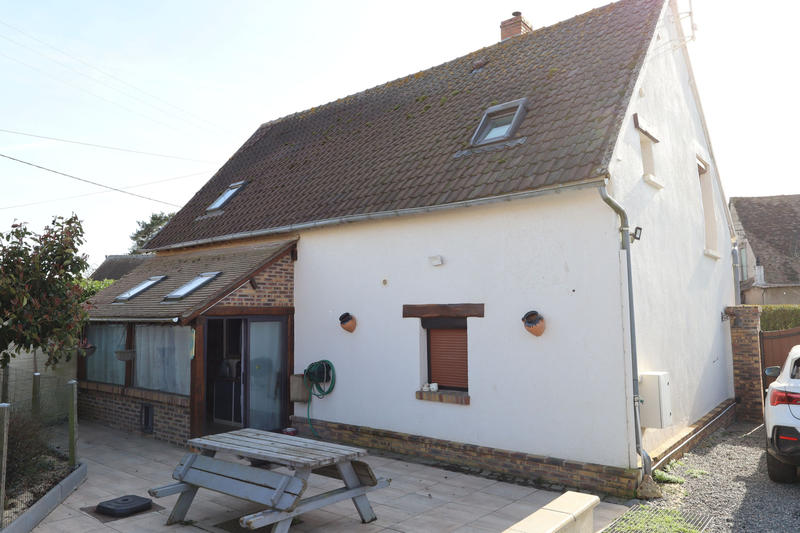 Maison - 101 m² - 5 pièces