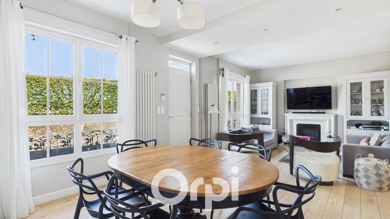 Maison - 121 m² - 4 pièces