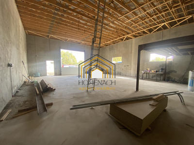 Entrepôt - 225 m²