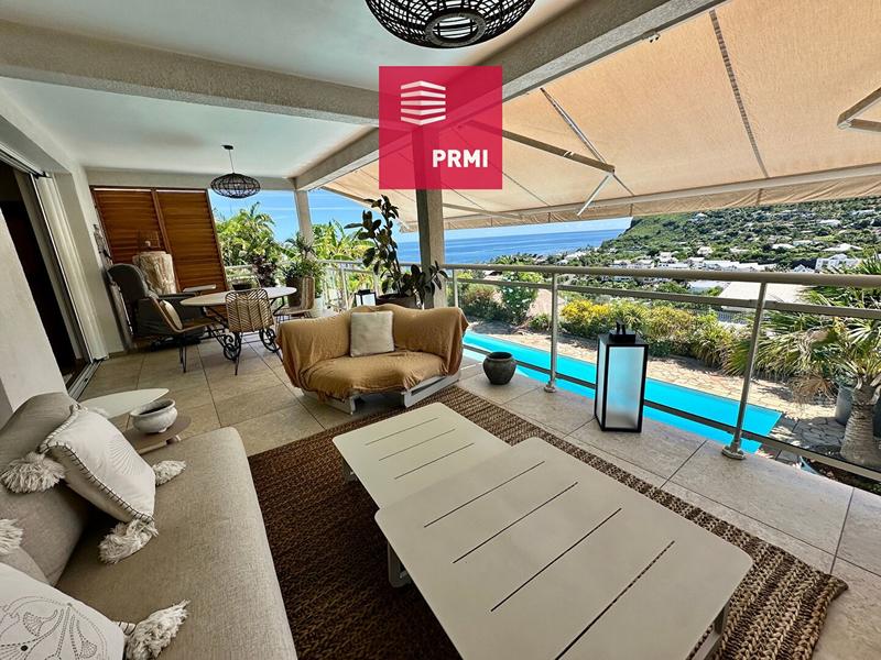 Maison - 360 m² - 7 pièces