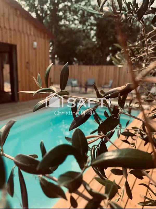 Maison - 190 m² - 4 pièces