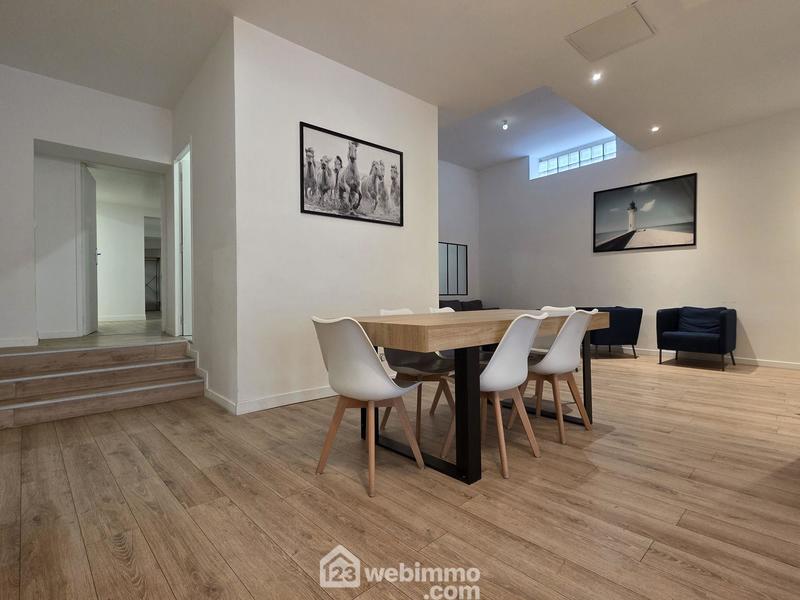 Loft - 128 m² - 6 pièces