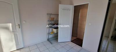 Maison - 180 m² - 8 pièces