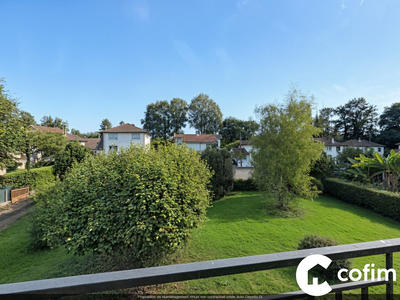 Appartement - 86 m² - 5 pièces