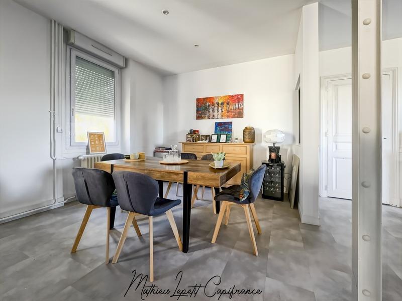 Maison - 170 m² - 7 pièces