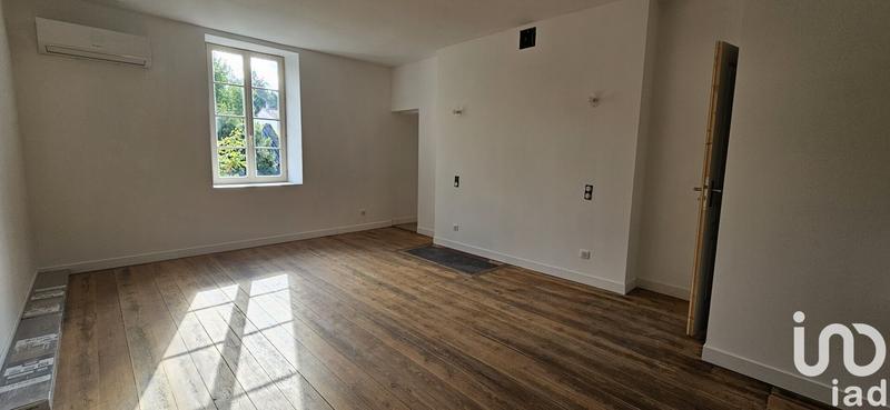 Maison - 238 m² - 8 pièces