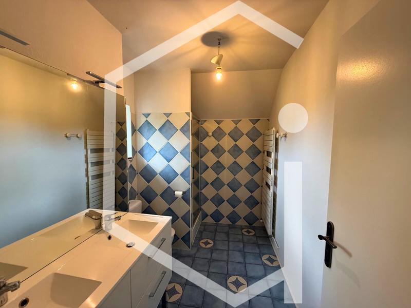 Ferme - 248 m² - 9 pièces