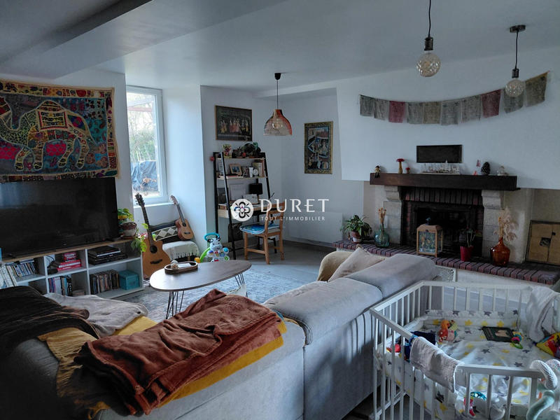 Maison - 181 m² - 6 pièces