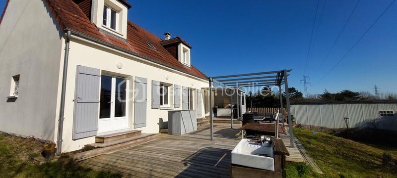 Maison - 110 m² - 5 pièces