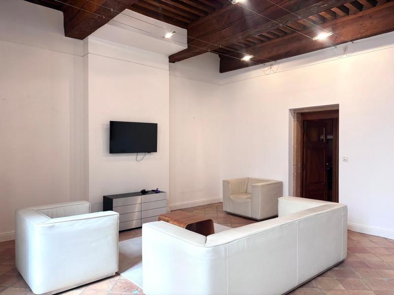 Appartement - 71 m² - 2 pièces