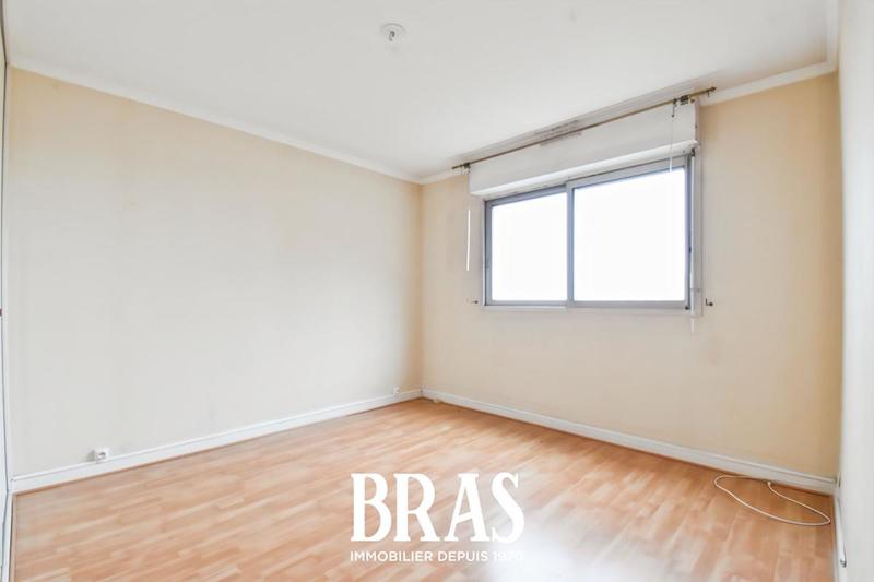 Appartement - 102 m² - 5 pièces