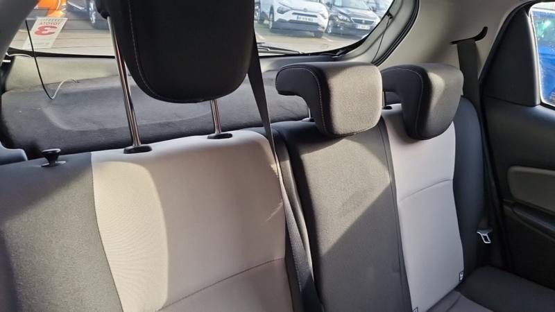 Toyota Yaris Pro My19 110 Vvt-I France Business