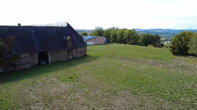 Maison - 510 m² - 8 pièces