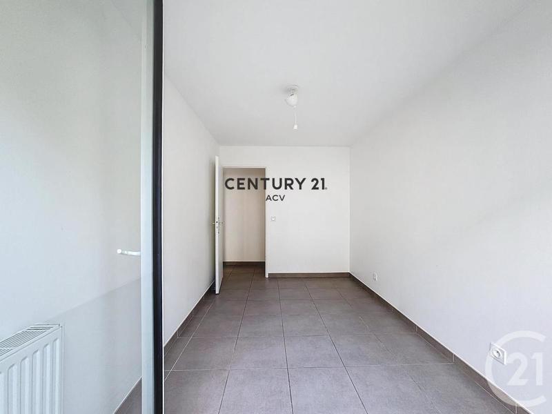 Appartement - 60 m² - 4 pièces