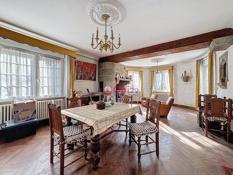 Maison - 145 m² - 7 pièces