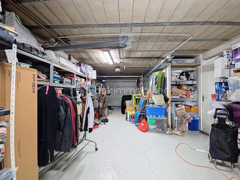 Maison - 180 m² - 6 pièces