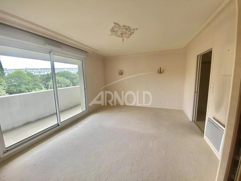 Appartement - 168 m² - 5 pièces