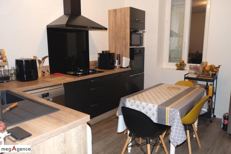 Maison en pierre - 141 m² - 6 pièces