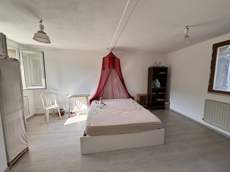 Maison - 92 m² - 5 pièces