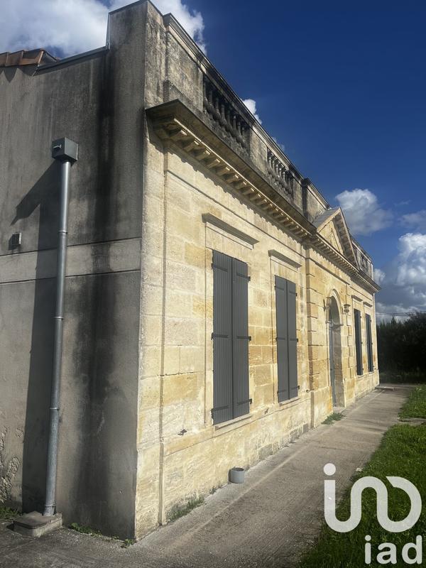 Maison - 300 m² - 12 pièces