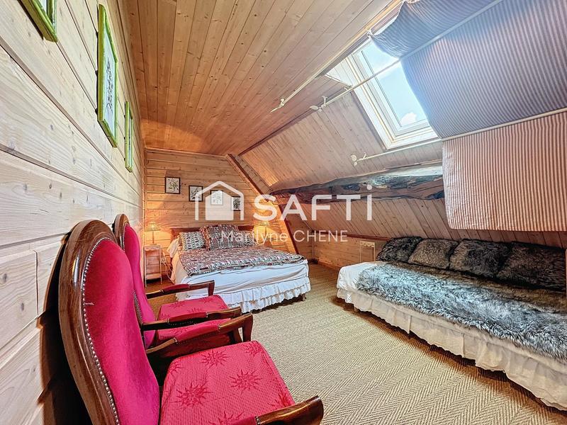 Maison - 440 m² - 13 pièces