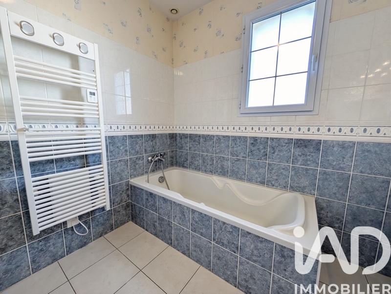 Maison - 97 m² - 4 pièces