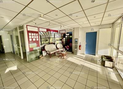 Local d'activité / Entrepôt - 1 210 m²