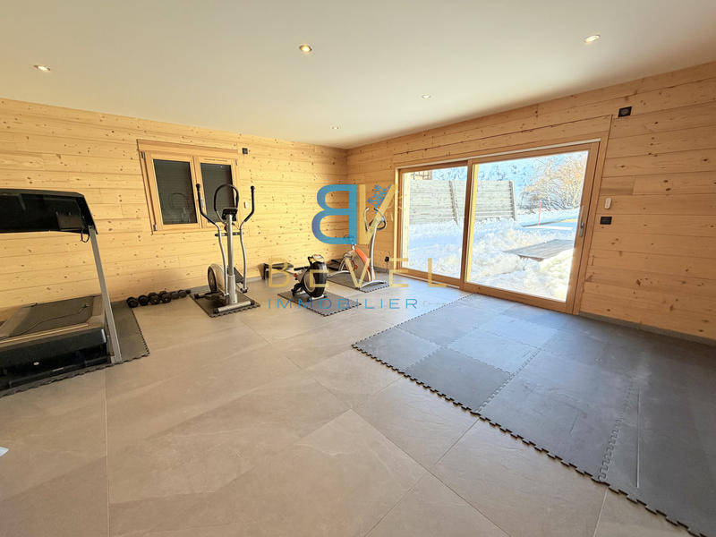 Châlet - 339 m² - 10 pièces