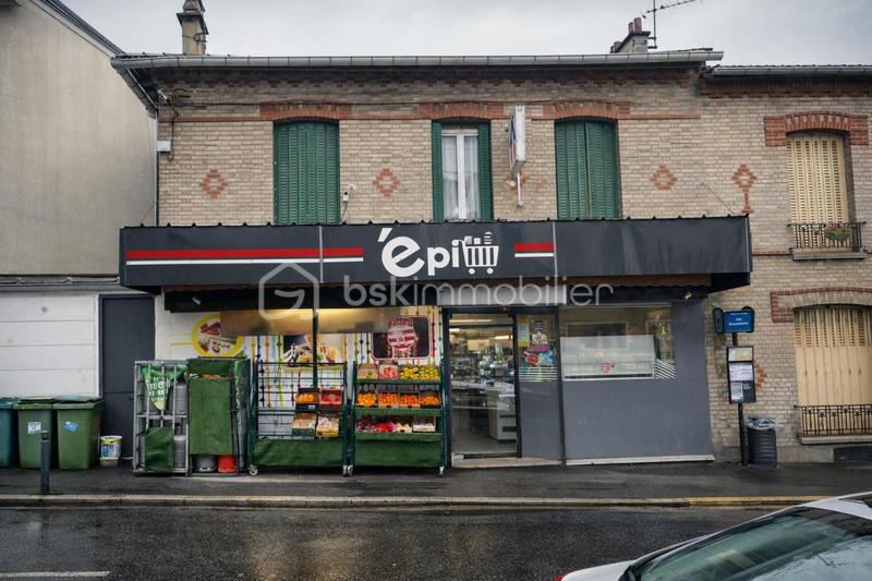 Maison - 86 m² - 4 pièces