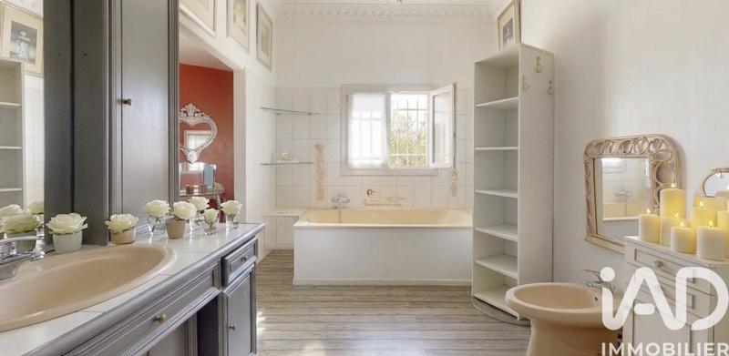 Maison - 195 m² - 6 pièces