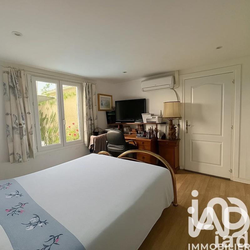 Maison - 210 m² - 7 pièces