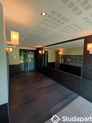 Chambre - 9 m² - 1 pièce