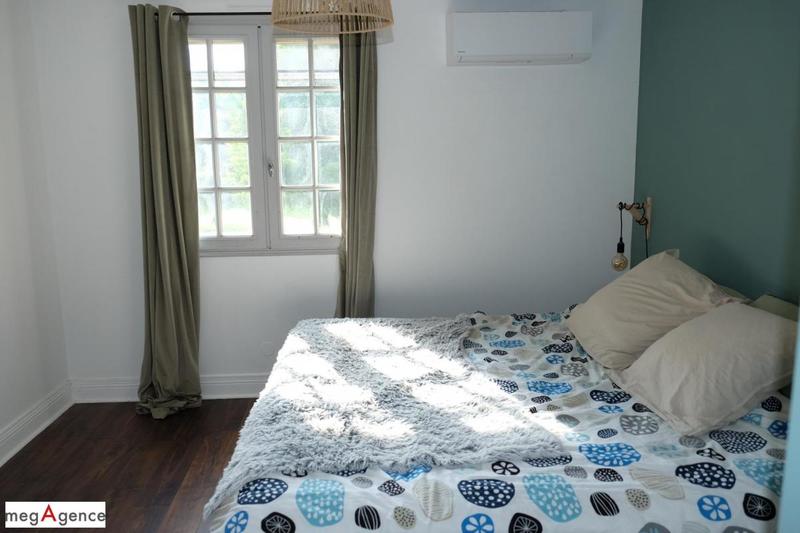 Maison traditionnelle - 168 m² - 8 pièces