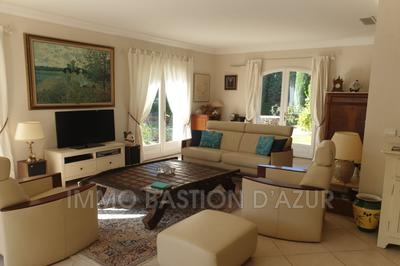 Villa - 143 m² - 5 pièces