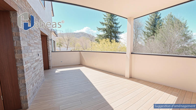 Appartement - 97 m² - 4 pièces