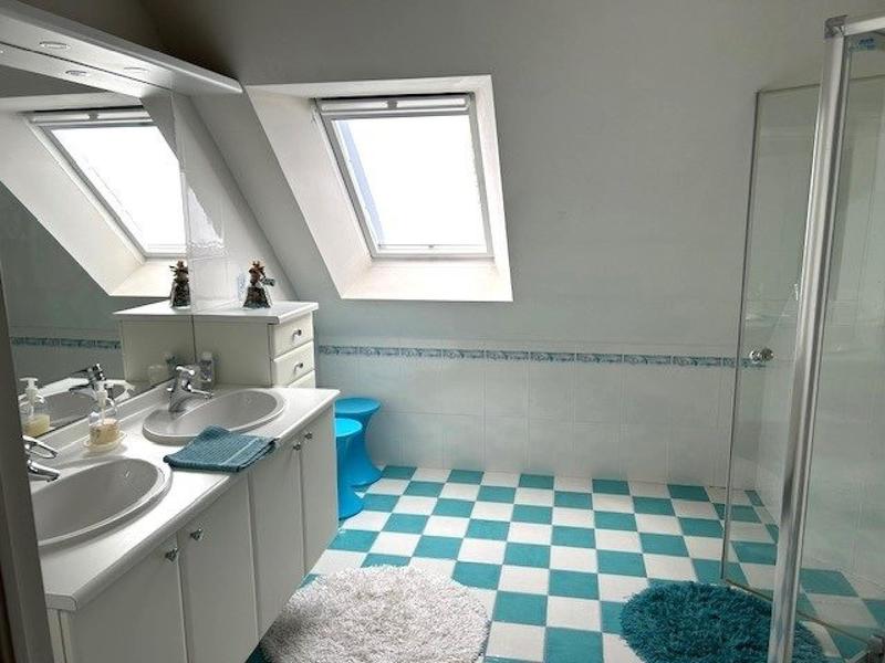 Maison - 265 m² - 8 pièces