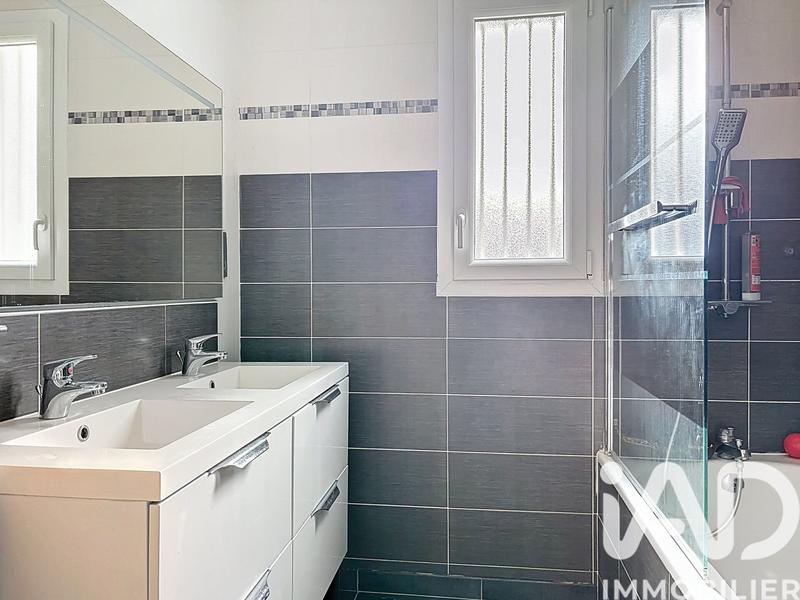 Maison - 88 m² - 5 pièces