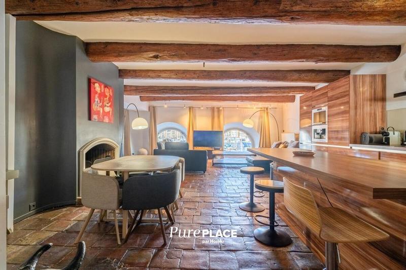 Appartement - 141 m² - 4 pièces