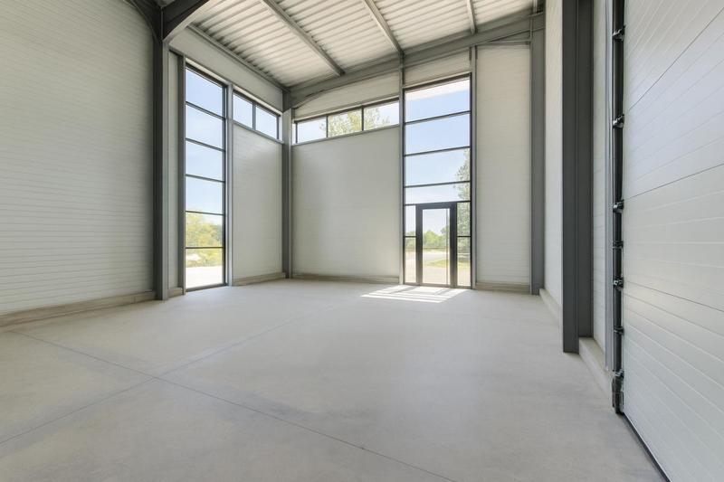 Local commercial - 211 m²