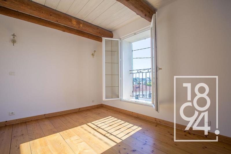 Maison - 136 m² - 3 pièces